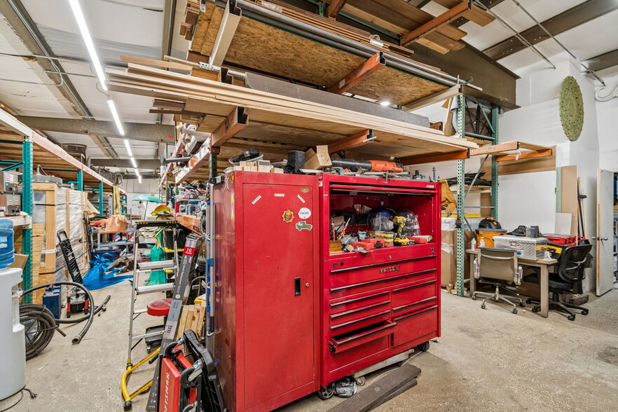 More Photos Of 4633 N 28th St, Saint Petersburg Warehouse For Sale