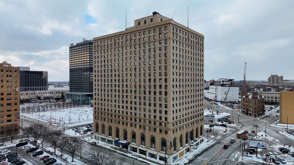 Primary Photo Of 400 Bagley St, Detroit Apartments For Sale