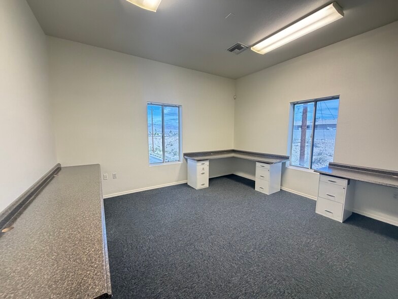 More Photos Of 1515 N Lake Havasu Ave, Lake Havasu City General Retail For Sale