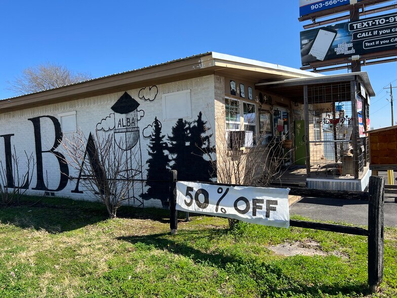 More Photos Of 189 E Greenville St, Alba Convenience Store For Sale