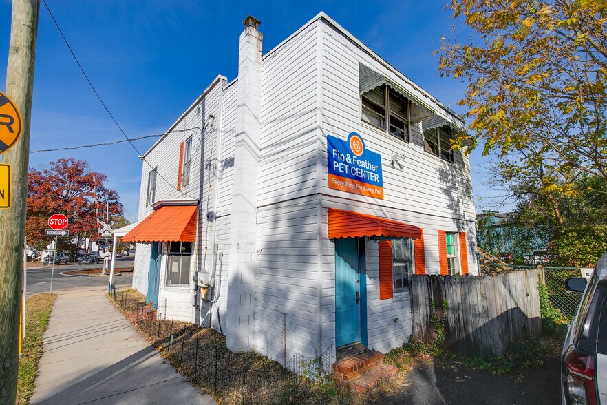 More Photos Of 307 Railroad Ave, Ashland Storefront Retail Residential For Sale