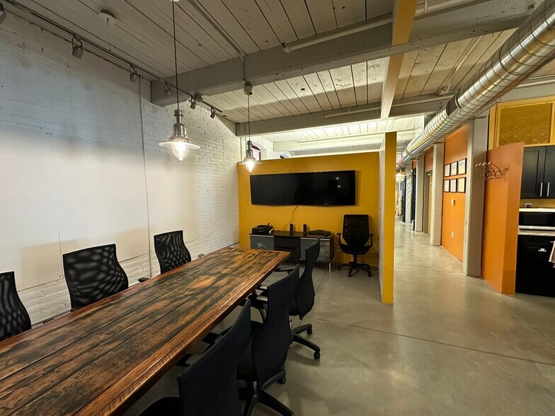 More Photos Of 161 Exchange St, Pawtucket Office For Lease