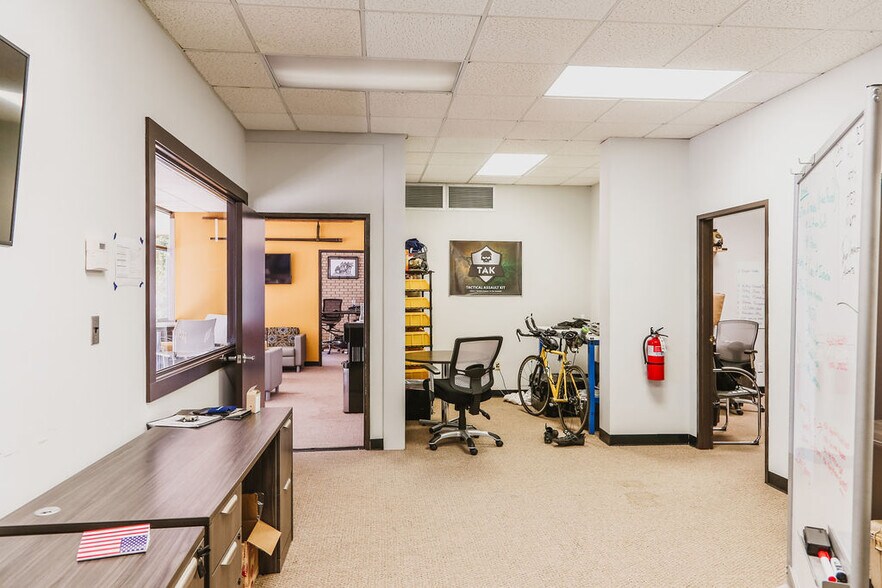 More Photos Of 130 Lexington Ln, Southern Pines Office For Lease