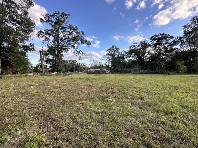 More Photos Of 13046 SW Sr-45, Archer General Retail For Sale