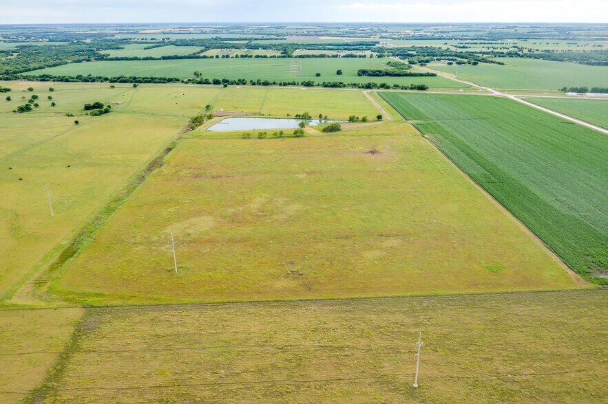 More Photos Of 2848 TX-81, Itasca Land For Sale