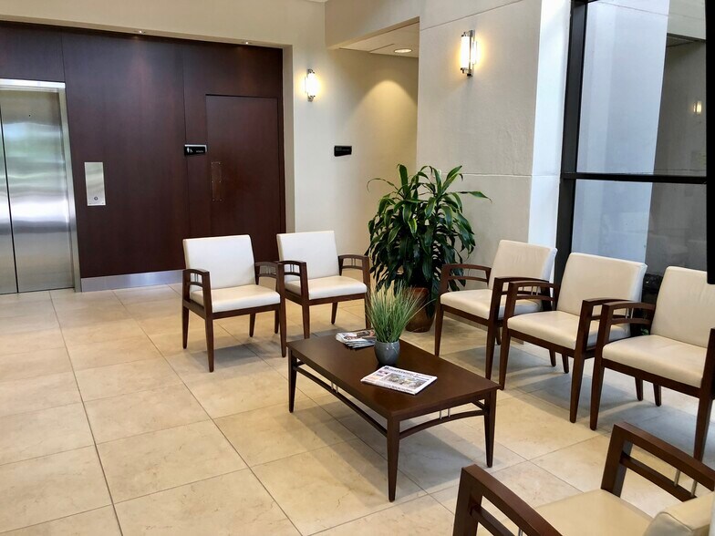 More Photos Of 3451 Bonita Bay Blvd, Bonita Springs Office Residential For Lease