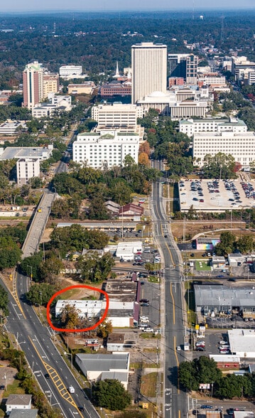 More Photos Of 120 W Harrison St, Tallahassee General Retail For Lease