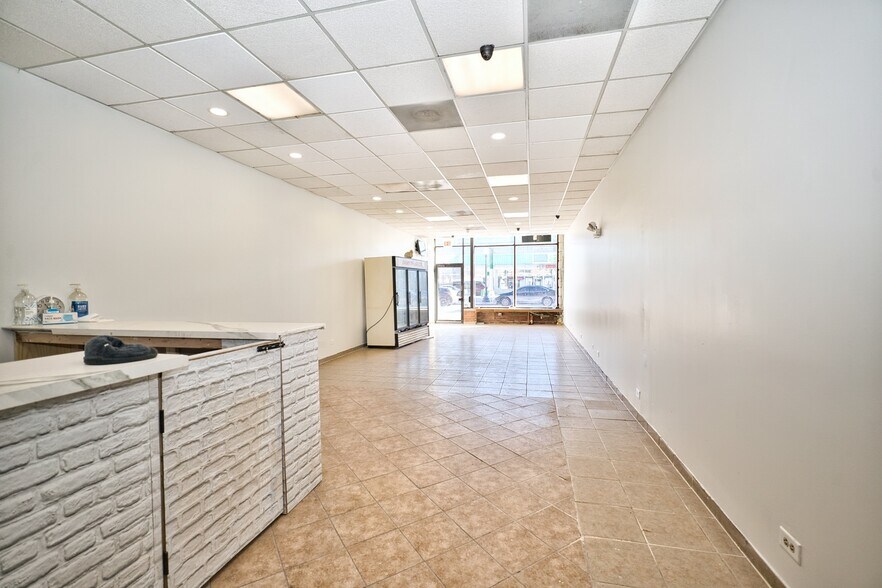 More Photos Of 4346 N Pulaski Rd, Chicago Storefront Retail Office For Sale