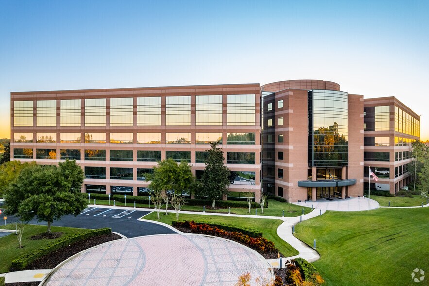 More Photos Of 2300 Discovery Dr, Orlando Office For Lease