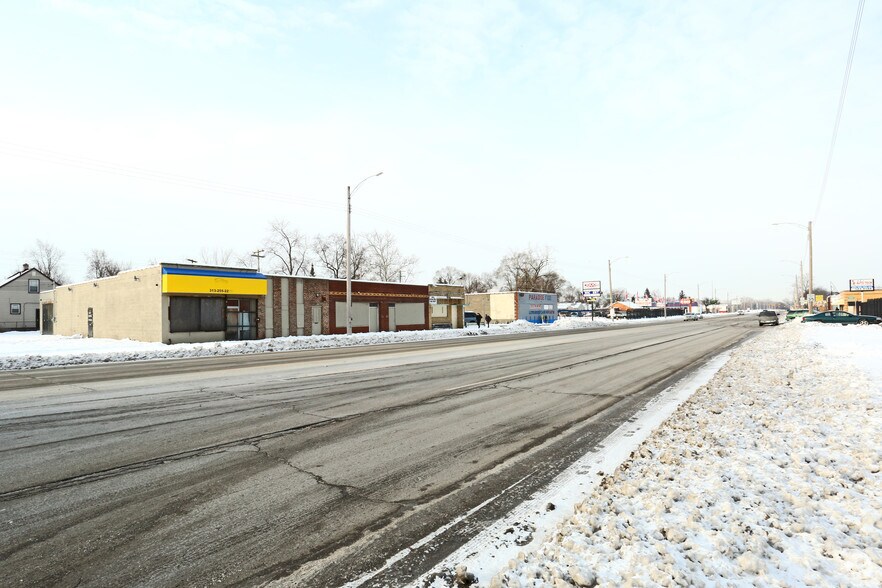 More Photos Of 20511-20515 Joy Rd, Detroit Storefront For Sale