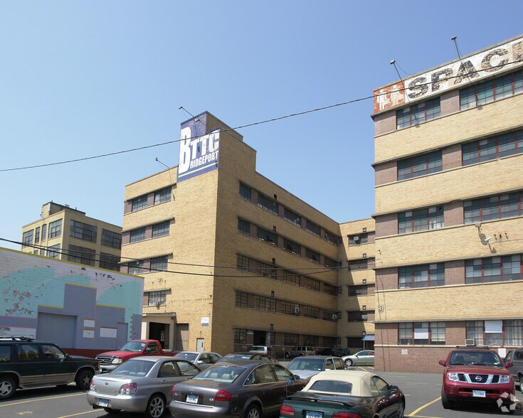 More Photos Of 480 Barnum Ave, Bridgeport Warehouse For Lease