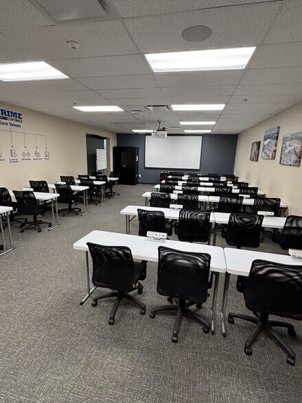 More Photos Of 144 Windy Meadows, Schertz Light Distribution For Sale