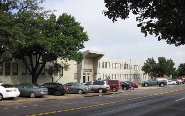 More Photos Of 3813-3817 N Santa Fe Ave, Oklahoma City Light Manufacturing For Lease