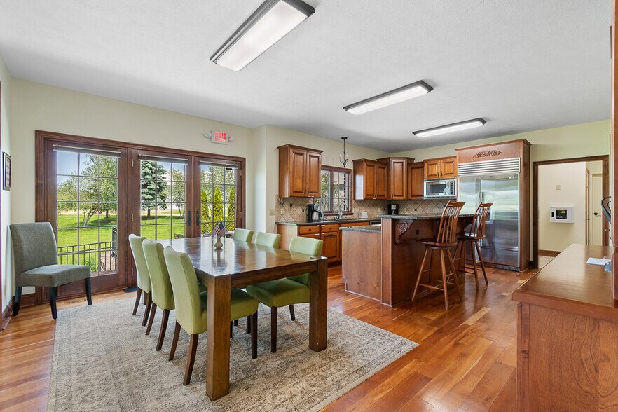More Photos Of 5495 Meese Rd NE, Louisville Sports And Entertainment For Sale
