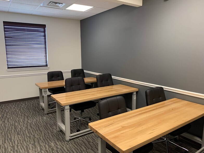 More Photos Of 1 E Market St, York Office For Sale