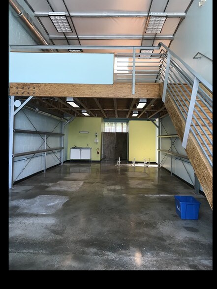 More Photos Of 2752 E Ponce de Leon Ave, Decatur Unknown For Lease