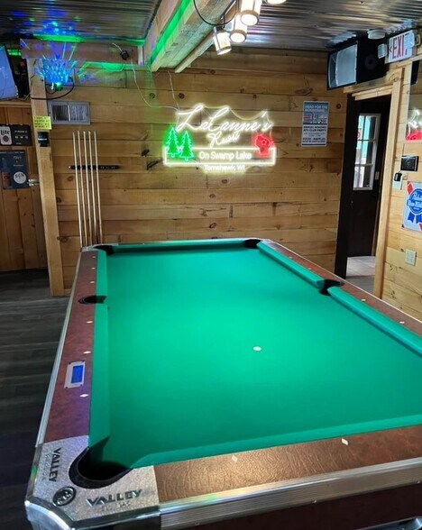 More Photos Of 10689 Swamp Lake Rd, Tomahawk Hotel For Sale