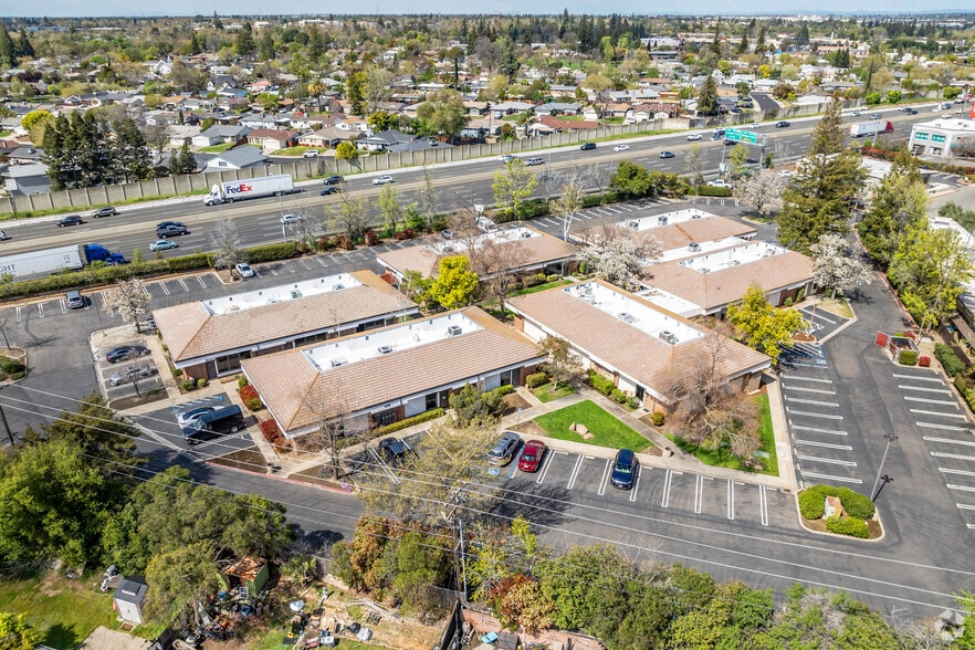 More Photos Of 1130 Conroy Ln, Roseville Medical For Sale