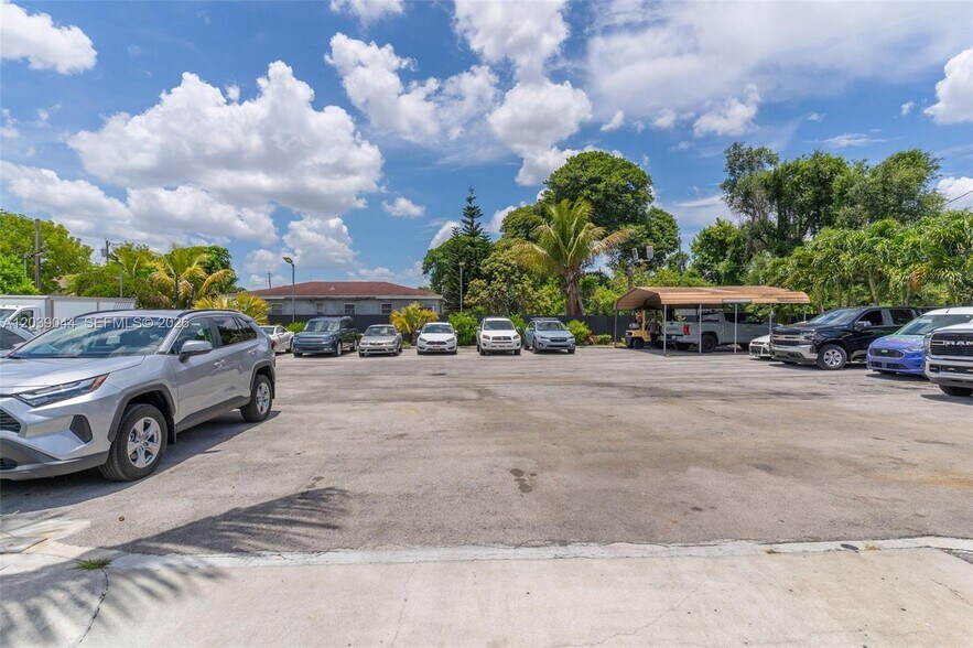 More Photos Of 2729 NW 56th St, Miami Land For Lease