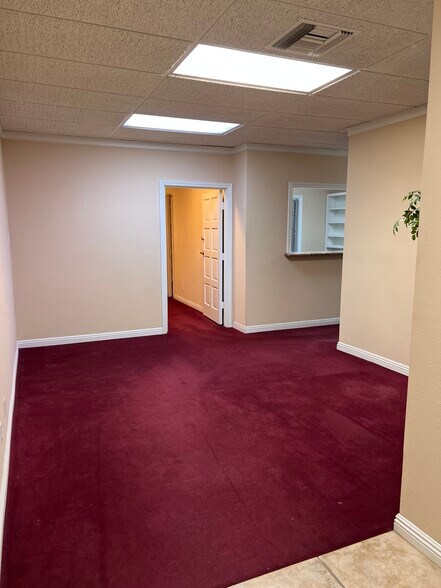 More Photos Of 71650 Sahara Rd, Rancho Mirage Office For Lease