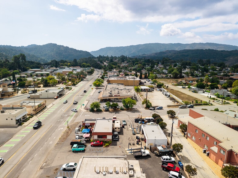 More Photos Of 501 N Ventura Ave, Oak View Auto Repair For Sale