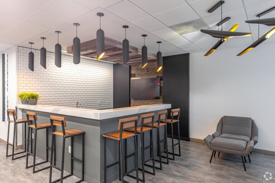 More Photos Of 7929 Brookriver Dr, Dallas Office For Lease