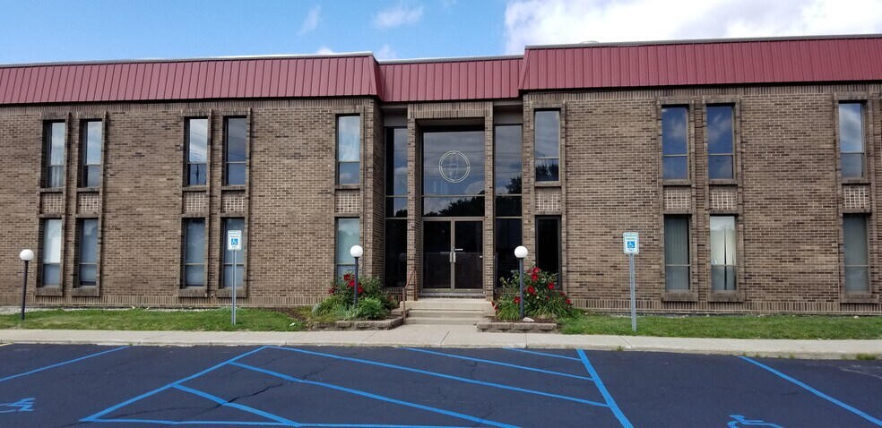 More Photos Of 4000 Portage St, Kalamazoo Office For Lease