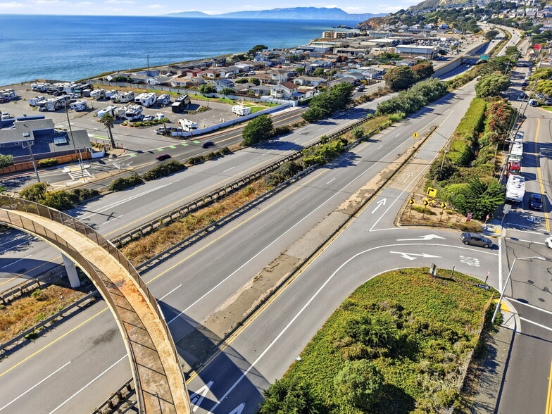 More Photos Of 699 Oceana Blvd, Pacifica Restaurant For Sale