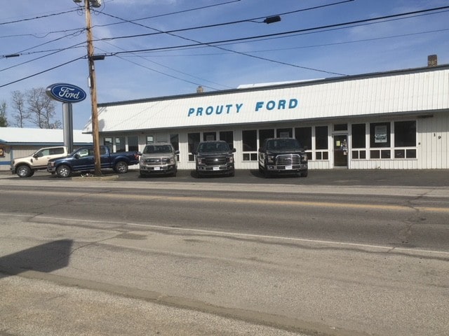 More Photos Of 19 Summer St, Dover-Foxcroft Auto Dealership For Sale