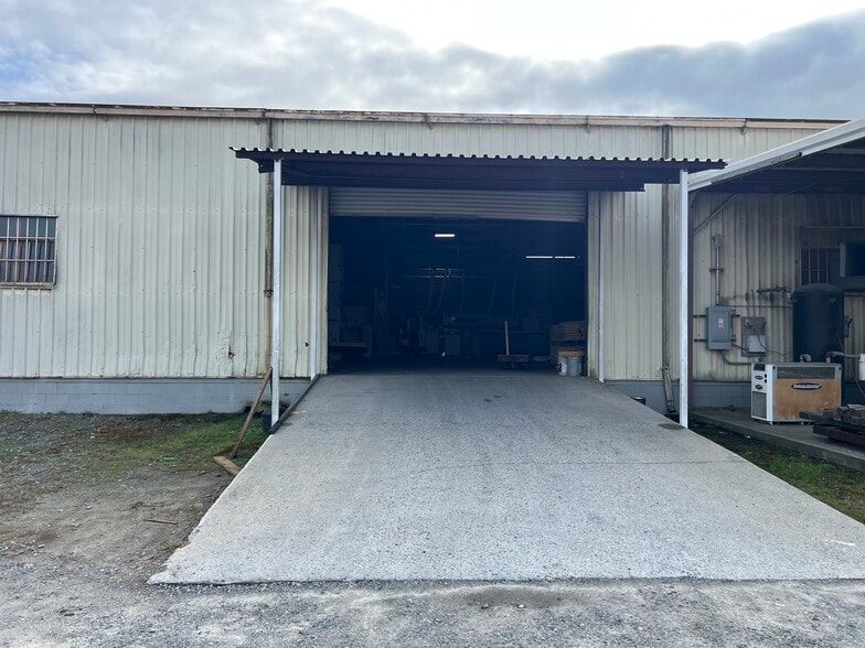 More Photos Of 601 Kellam Rd, Dublin Warehouse For Sale