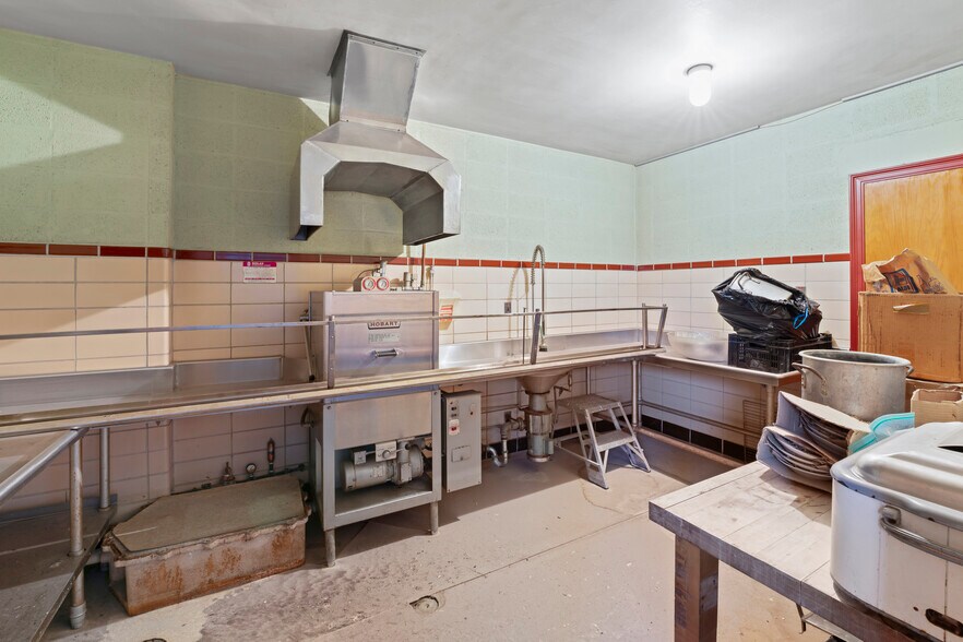 More Photos Of 6815 Page Ave, Saint Louis Religious Facility For Sale