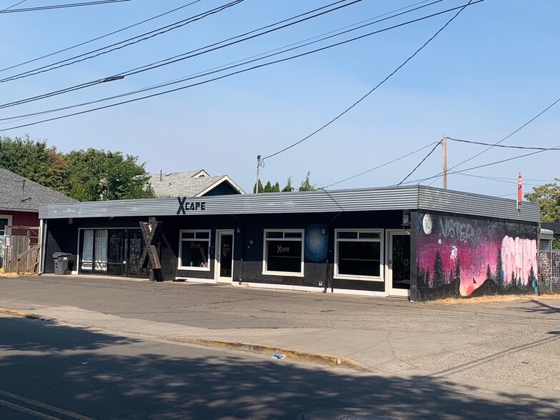 More Photos Of 245 Van Buren St, Eugene Freestanding For Lease