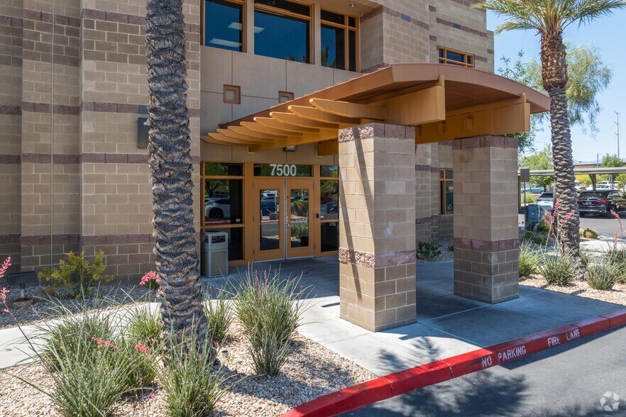 More Photos Of 7500 Smoke Ranch Rd, Las Vegas Medical For Lease