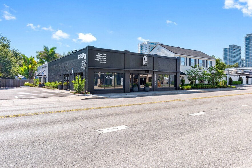 More Photos Of 2506-2510 S MacDill Ave, Tampa Unknown For Lease