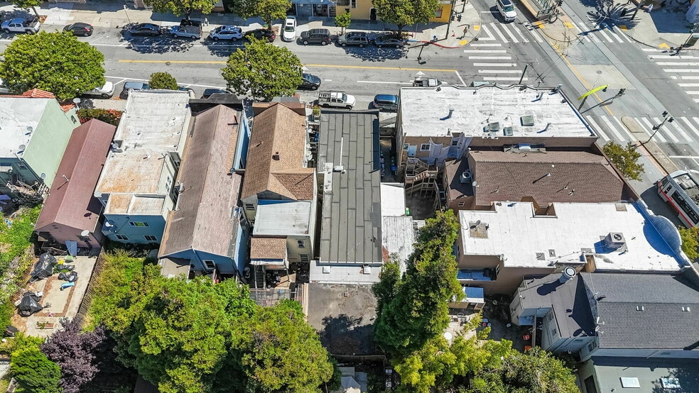 More Photos Of 1609-1611 Palou ave, San Francisco Storefront Retail Office For Sale