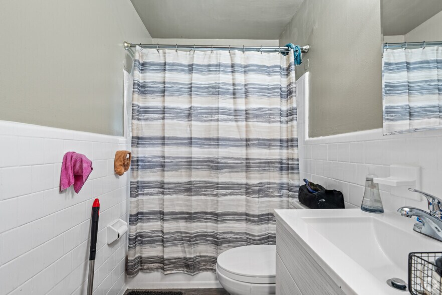 More Photos Of 4919 A St SE, Washington Apartments For Sale