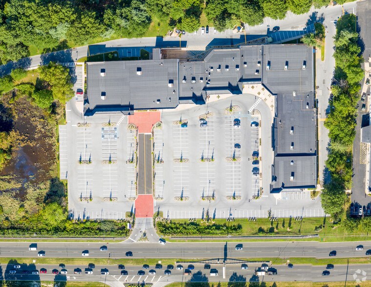 More Photos Of 515 Route 73 S, Marlton Unknown For Lease