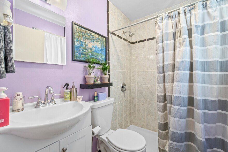 More Photos Of 211 E 33rd St, Baltimore Multifamily For Sale