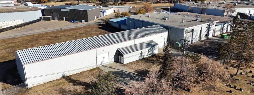 More Photos Of 11755 108th Ave NW, Edmonton Service For Sale