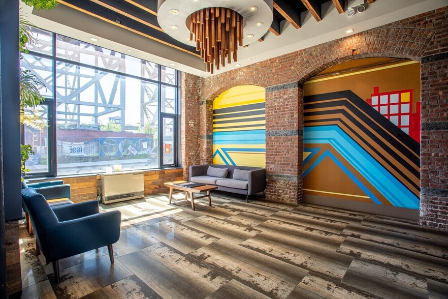 More Photos Of 69 9th St, Brooklyn Warehouse For Lease
