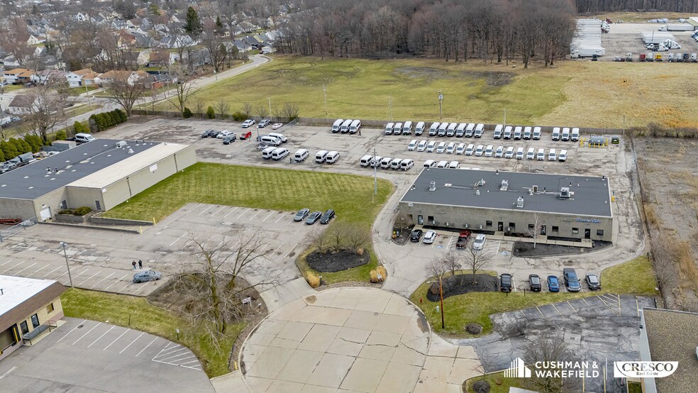 Primary Photo Of 4299 Cranwood Pky, Warrensville Heights Warehouse For Sale