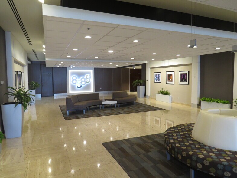 More Photos Of 8585 Broadway, Merrillville Office For Lease