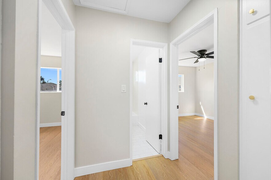 More Photos Of 3020 E 3rd St, Long Beach Apartments For Sale