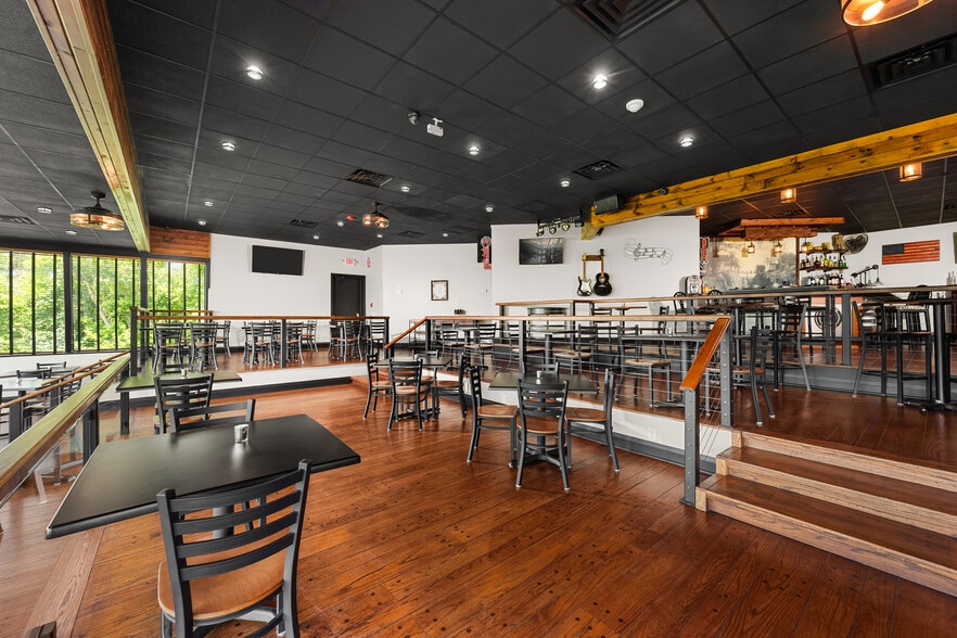 More Photos Of 2943 Upper Mountain Rd, Sanborn Restaurant For Sale