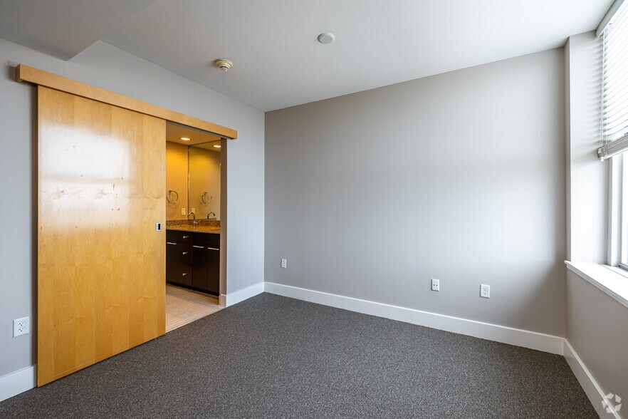 More Photos Of 909 Walnut St, Kansas City Apartments For Lease