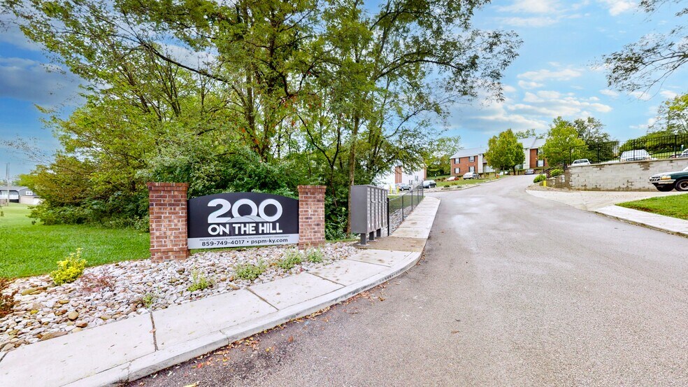 More Photos Of 200 Hubbard Rd, Winchester Apartments For Sale