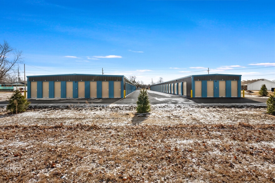 More Photos Of 1120 W Kennedy Rd, Braidwood Self Storage For Sale