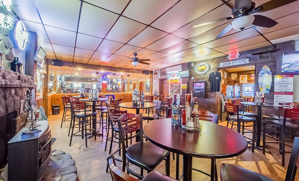 More Photos Of 184 Jamison City Rd, Benton Restaurant For Sale