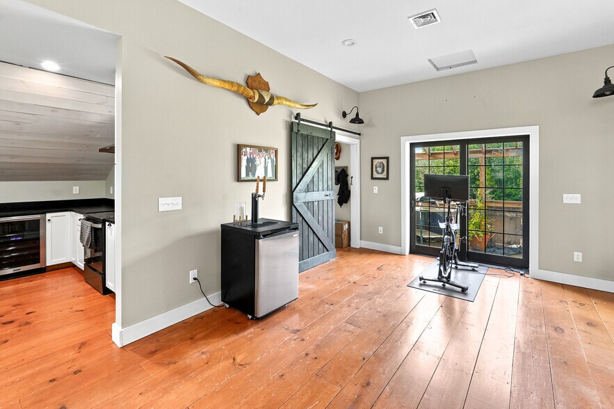 More Photos Of 16 Main St, Plainfield Apartments For Sale