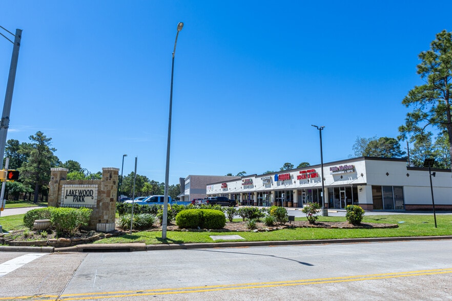 More Photos Of 16143 N Eldridge Pky, Tomball General Retail For Sale